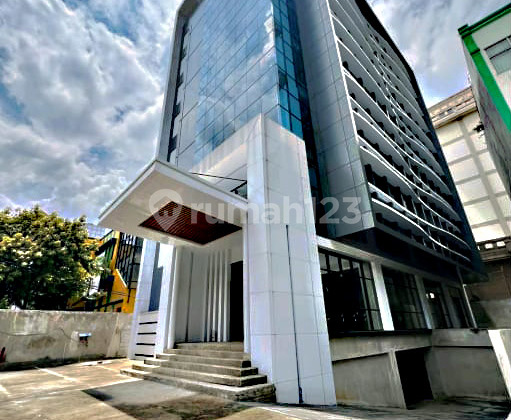 Jual Gedung Brand New Strategis 7 Lantai Siap Pakai di Mampang Prapatan Jakarta Selatan