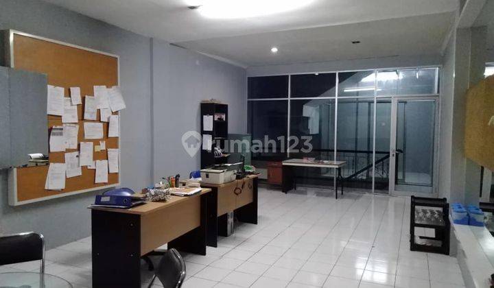 Jual Ruko Gandeng Royal Palace 4 Lantai Siap Pakai di Soepomo 2