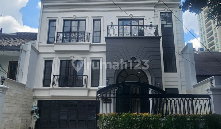 Jual Rumah Mewah Brand New 3 Lantai Siap Huni Area Prime Kebayoran Baru Jakarta Selatan