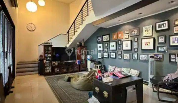 Jual Rumah Bagus Strategis 2 Lantai Siap Huni Di Kebayoran Baru Jakarta Selatan 1