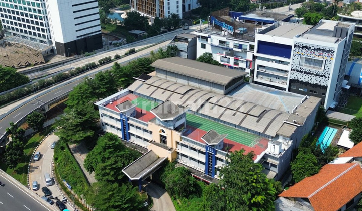 Strategic 3-Story Commercial Building For Sale at NJOP Price, Ready to Use in TB Simatupang, South Jakarta Strategic 3-Story Commercial Building For Sale at NJOP Price, Ready to Use in TB Simatupang, South Jakarta