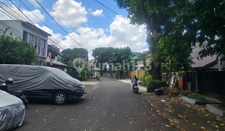 Jual Rumah Mewah Brand New 3 Lantai Siap Huni Area Prime Kebayoran Baru Jakarta Selatan 2