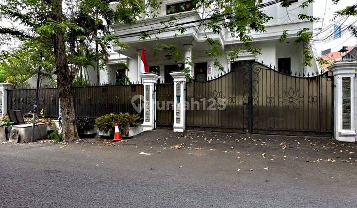 Murah Rumah Strategis 2 Lantai Siap Huni Di Wijayakarta Kuningan Jakarta Selatan 2