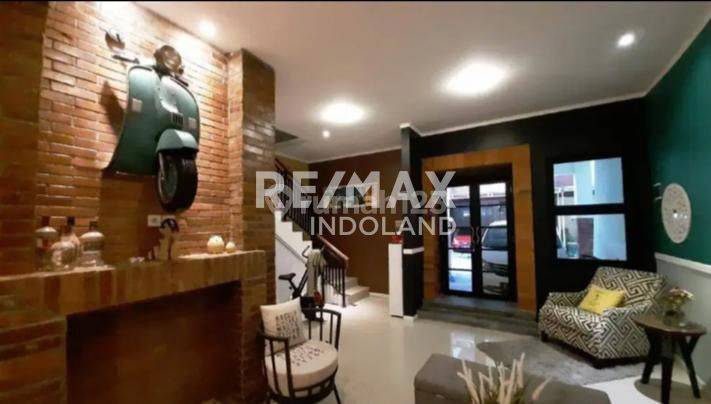 Rumah di Magnolia Park 1, Cipondoh, Tangerang. 500 meter dari green lake city. 4 Lantai SHM Bagus 12