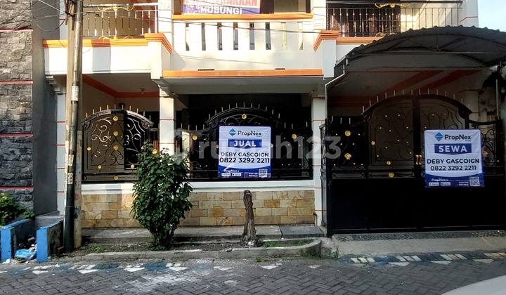 This direct translation remains the same as it operates as a slogan/listing title:

**Strategic Ruko Gading Fajar Sidoarjo Ready for Business**