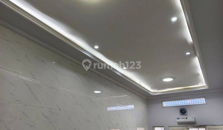 Rumah sangat strategis dan murah  dekat Merr galaxi mall surabaya timur 2