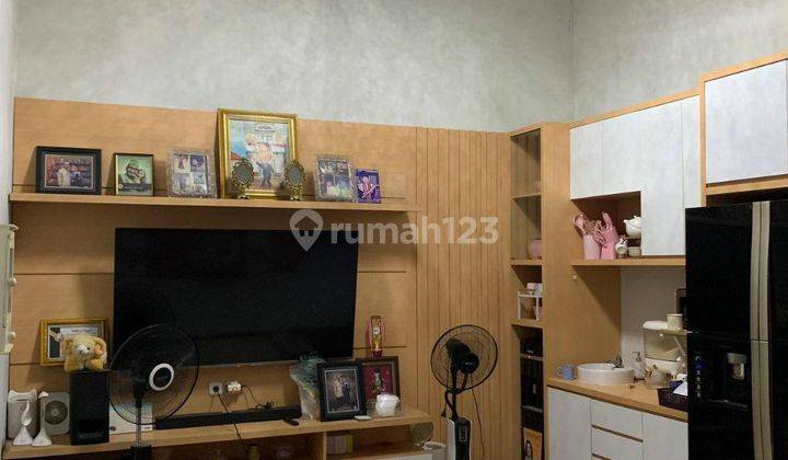 Rumah 2 Lantai Full Furnished Hanya 10 Menit Akses Tol Yos Sudarso 2