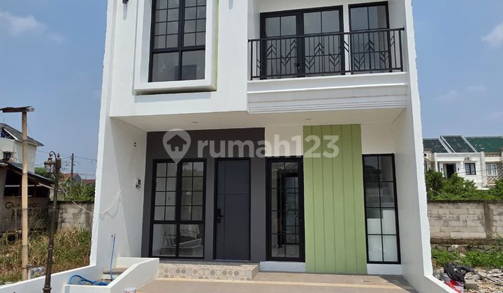 Rumah Siap Huni 2 Lantai, SHM Aman! Spesifikasi Bangunan Premium, Bebas Ribet Renovasi, Cluster Eksklusif di Lingkungan Elite Depok, One Gate System, Dekat Stasiun, dan Free Semua Biaya KPR! 2