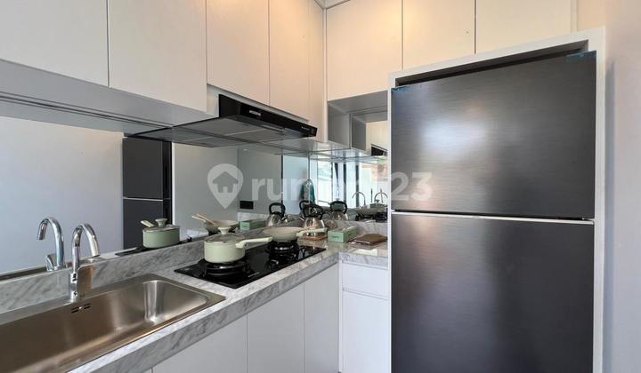 Rumah Tropis Modern dengan Fitur Smart Home, Hunian Asri di Lembah Dago. Desain yang Menyatu dengan Alam, Udara Sejuk, dan Lingkungan Cluster Premium, Pilihan Ideal Keluarga Modern