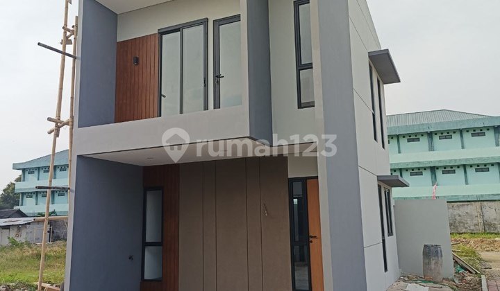 Stop Buying Standard Units! Upgrade to a Hook Unit, FREE Paperwork Fees! A 2-Story House with More Spacious Land Area, Elegant Design, Rabbani Environment (Prayer Room & Tahfizh House), Contact Immediately, Limited Hook Units.