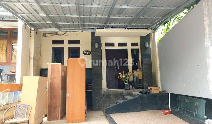 Rumah 2 Lantai di Sekar Kemuning sewa taunan 1