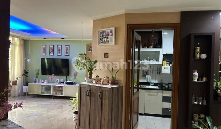 Apartemen 3 Kmr Furnished, Uk Besar, Lokasi Strategis!!