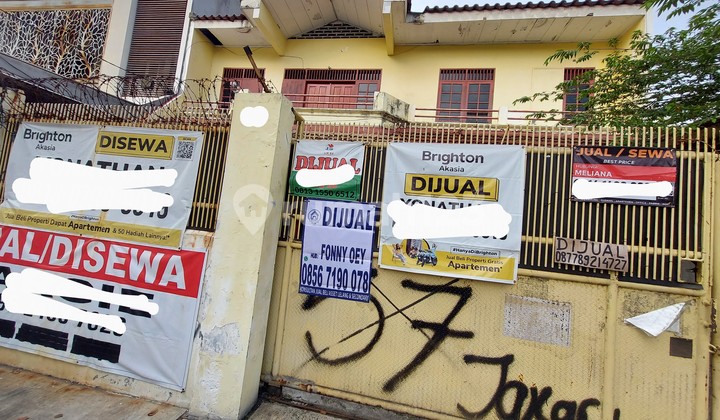 Jual / Sewa Rumah Tua Di Jln Besar, Cocok Buat Gudang / Usaha Jual / Sewa Rumah Tua Di Jln Besar, Cocok Buat Gudang / Usaha