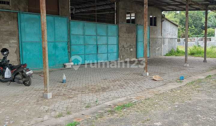Disewakan / Dijual Gudang Sdh Di Renov Di Prepedan