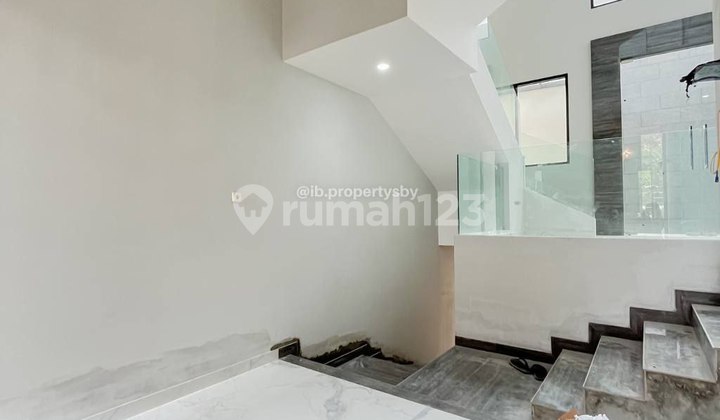 Dijual Rumah Citraland Taman Puspa Raya Surabaya Barat 2