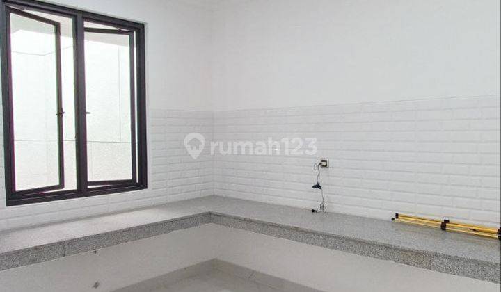Jual Rumah Baru Modern Grand Island Pakuwon City Surabaya Timur 10