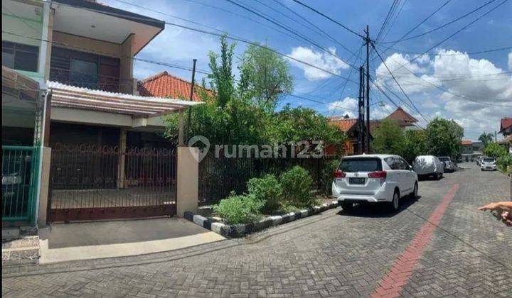 Rumah 2 Lantai Sudah Renovasi SHM di Manyar Kartika, Surabaya 1