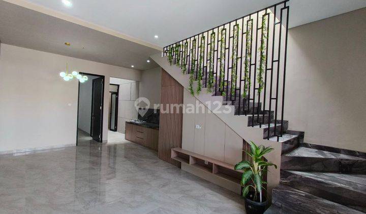 Dijual Rumah Baru Nirwana Eksekutif Surabaya Timur . 2