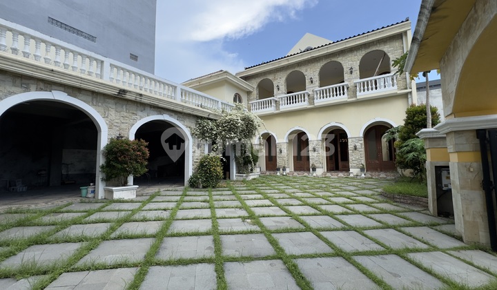 Luxury Fully Furnished Ready-to-Occupy House Pakuwon City East Surabaya