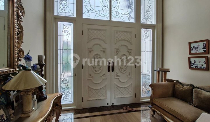 Pakuwon Indah Classic Style Luxury House West Surabaya 2