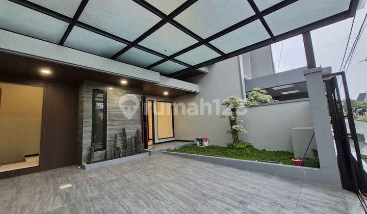 Rumah Baru Modern Manyar Kertoadi Surabaya Timur 2