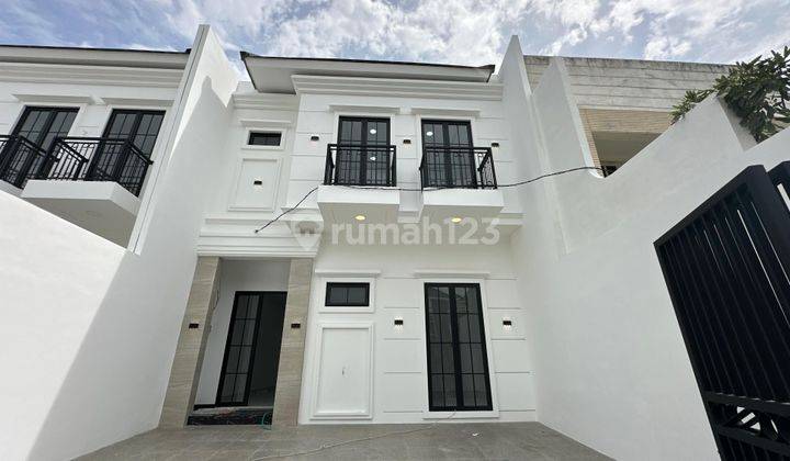 Rumah baru row jalan 4 mobil dekat ke unair  surabaya timur  1