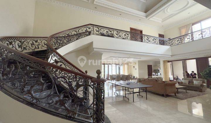 Rumah Mewah Raya Darmahusada Dekat Galaxy Mall, Kertajaya Surabya 2