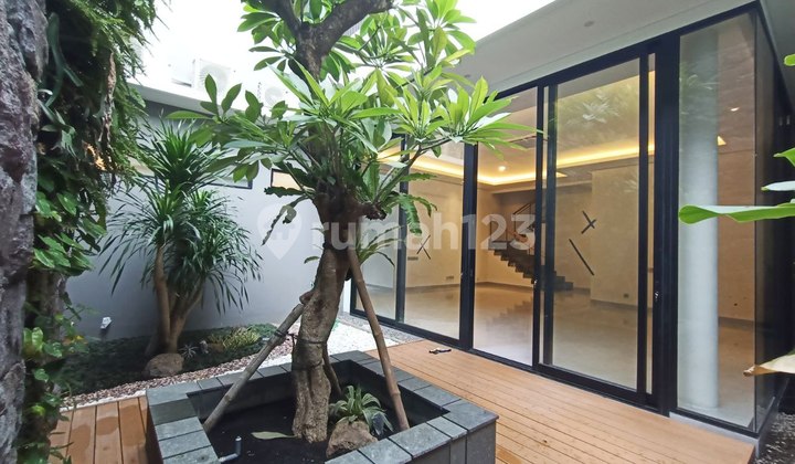 Rumah Baru Mewah Imperial Golf Pakuwon Indah Surabaya Barat . 1