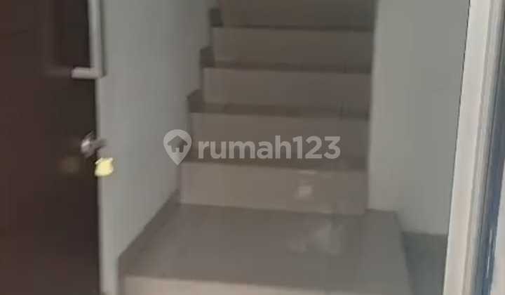 Dijual Rumah Pik 2 Cluster Miami Luas 6X10 Semi Furnish