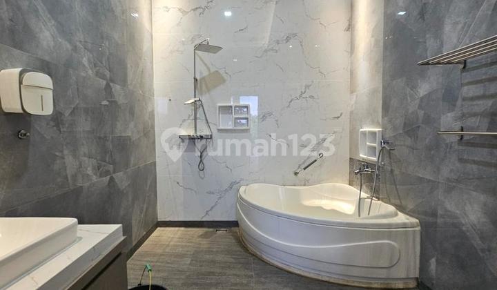 Dijual Rumah Pik Elegant Cluster Camar Uk 372M2 Private Pool 2