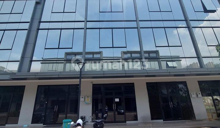 For Sale: PIK 2 Osaka Shophouse, Lake View, 2 Frontages, Size 4.5x15, Fully Furnished For Sale: PIK 2 Osaka Shophouse, Lake View, 2 Frontages, Size 4.5x15, Fully Furnished