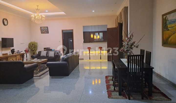 Dijual Cepat Rumah di Camar Permai SHM Hadap Selatan Timur LT 408 M2