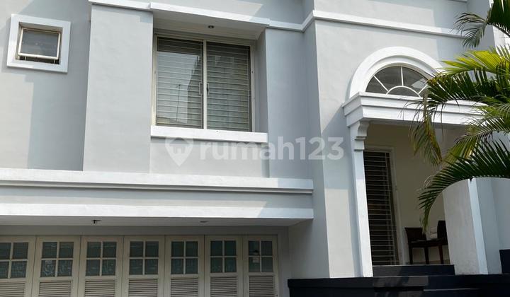 DIJUAL & DISEWAKAN Rumah BGM PIK1 Akasia Golf 3 lantai LT  8x18m² SHM Hadap selatan