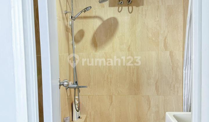 Jual Unit Apartemen Westmark Lantai 11 Hook Luas  50m² Sudah SHM 2