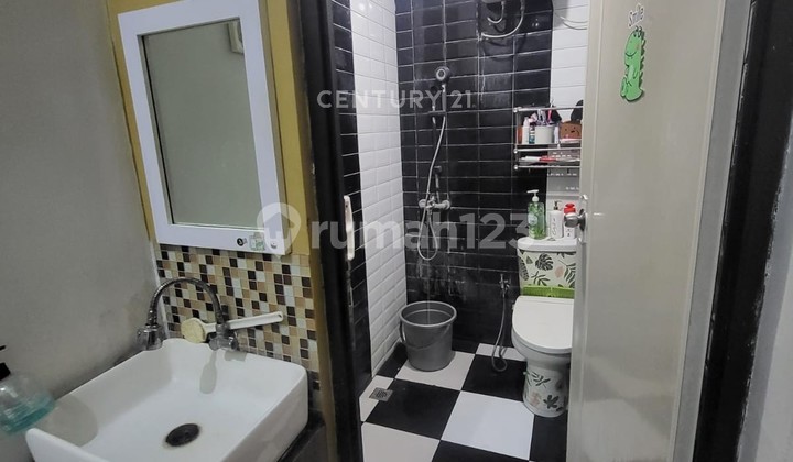 Rumah Modern Semi Furnished di Cluster Aralia Harapan Indah Bekasi Lokasi Premium 2