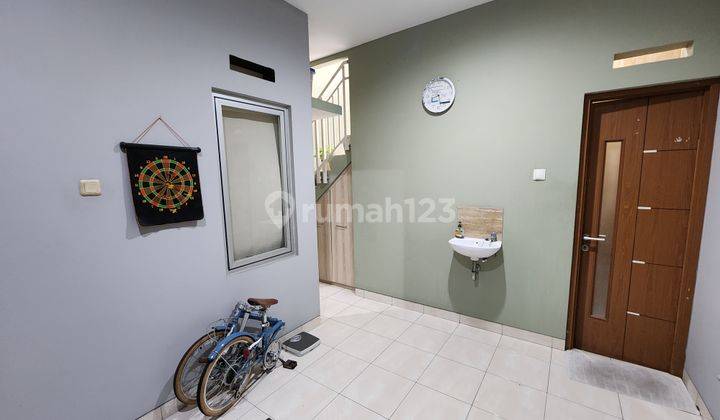 Dijual Rmh Cantik Dan Siap Huni 1,5 lantai di Boulevard Hijau, Harapan Indah, Bekasi 2