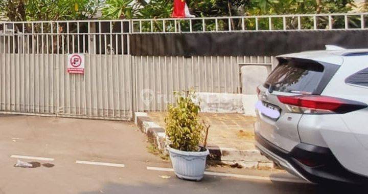 Dijual Murah Lahan (rmh Lama) harga dibawah Pasaran di Cikini, Menteng, Jakarta Pusat 1