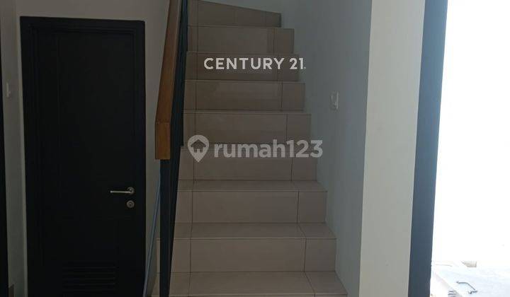 Di Sewakan Cepat Rumah Di Summarecon Crown Gading Harapan Indah  2
