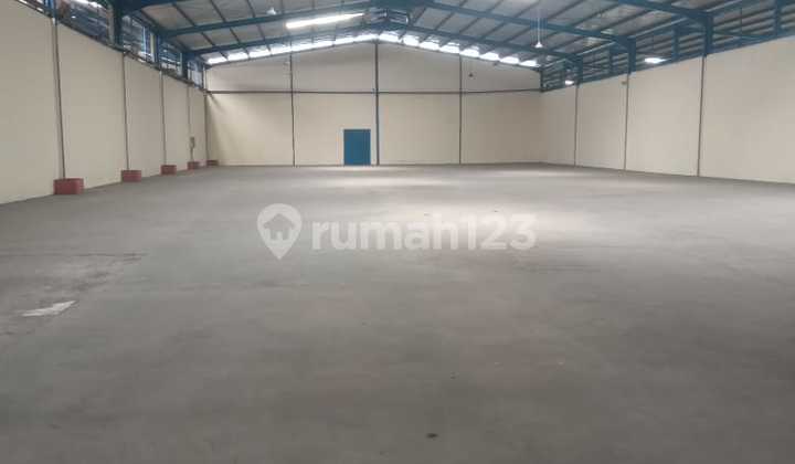 For Rent: Large and Clean Warehouse Ready to Use, with Office on the 2nd Floor in Harapan Jaya - Bekasi