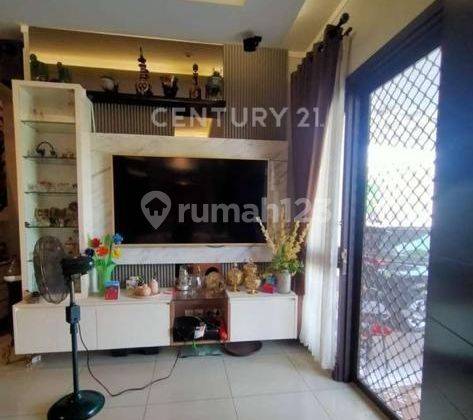 Rumah 2 Lantai Di Summarecon Cluster Burgundy Bekasi 2