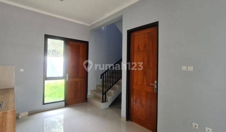 Rumah 2 Lantai Lengkap Fasilitas 3