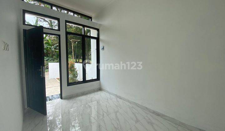 Rumah Cantik Bebas Banjir di Bekasi Timur 8