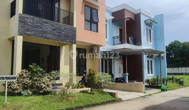Rumah 2 Lantai Lengkap Fasilitas 10