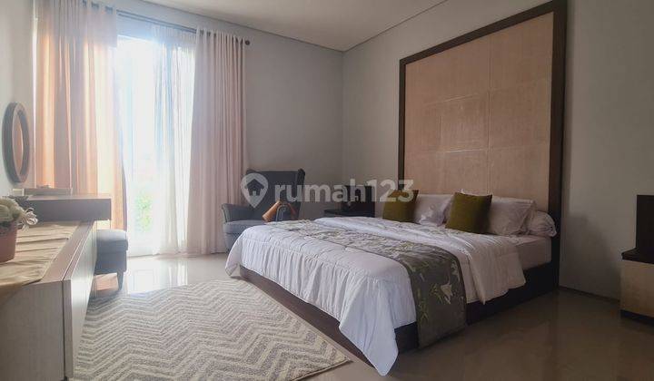 Rumah Mewah Full Furnish di Jakarta Timur Murah Bangettttttttt 1