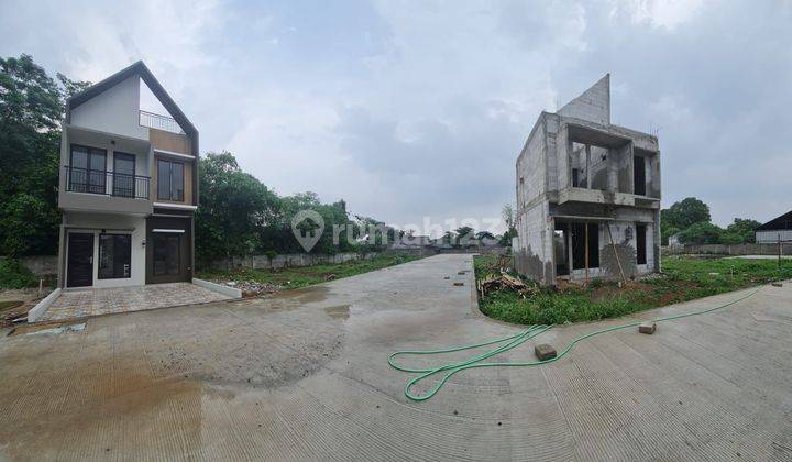 Rumah 2 Lantai Murah Plus Rooftop 12