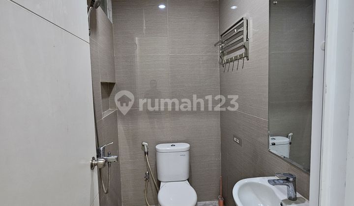 For Sale Citraland Cibubur Monteverde House, Fully Renovated, Habitable, Comfortable, Semi-Furnished.