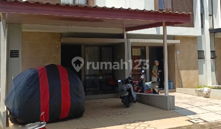 Termurah Rumah Cluster Modern 2 Lantai Di Hook. Selangkah Ke The Park Mall Sawangan Depok. Di Komersial Area Bojongsari Depok, Dekat Indogrosir, Hy Fresh Swalayan, Rs Mitra Keluarga, Rs Brawijaya, Exit Toll Pamulang - Bandara Soeta. Pamulang - Depok, Exit 2