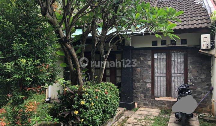 Rumah minimalis dengan halaman luas di Taman Sari Puri Bali 1