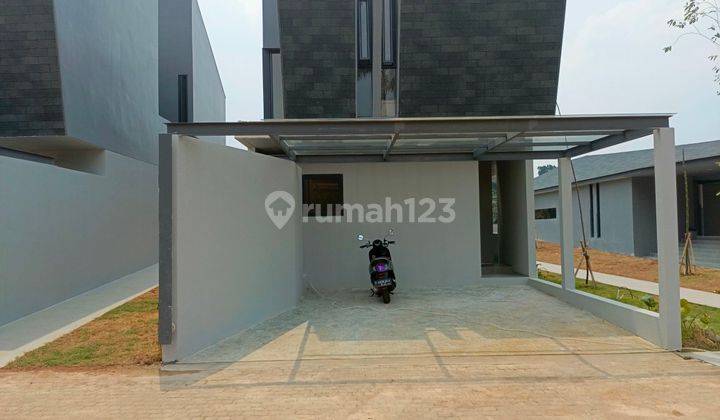 Rumah cluster modern lux 2 lantai.Cukup  DP RP 15 juta dekat RSUD Depok, RS Permata Depok. Toll gate Sawangan Depok - Antasari.  1