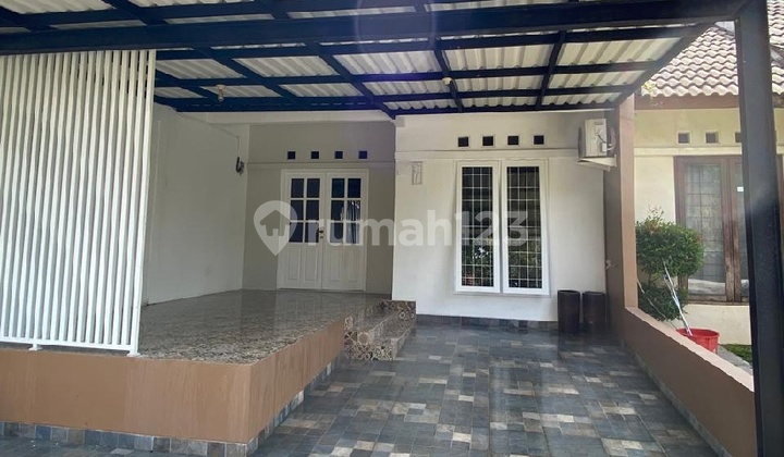 Rumah Modern Minimalis di Taman Sari Puri Bali Bojongsari Depok. Strategis Depan Shila Sawangan- The Park Mall Sawangan- Syarbuck Caffee , Hoka2 Bento, Rs Brawijaya - Rs Mitra Keluarga Sawangan. Dekat Dg Akses Tol dan Pool Trans Jakarta Lingkungan Asri Da Rumah Modern Minimalis di Taman Sari Puri Bali Bojongsari Depok. Strategis Depan Shila Sawangan- The Park Mall Sawangan- Syarbuck Caffee , Hoka2 Bento, Rs Brawijaya - Rs Mitra Keluarga Sawangan. Dekat Dg Akses Tol dan Pool Trans Jakarta Lingkungan Asri Da